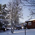 Gjestgiverier Bustad Hyttetun 3*
